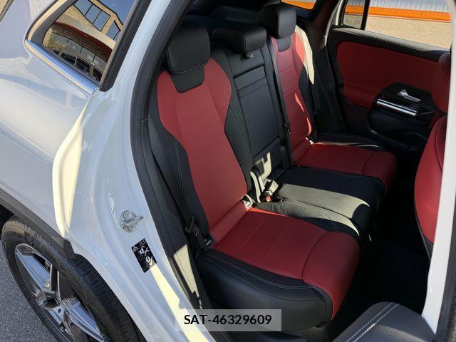 Mercedes Benz GLA-CLASS 2022-11 1871633-19
