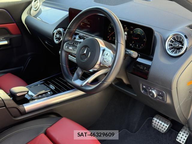 Mercedes Benz GLA-CLASS 2022-11 1871633-6