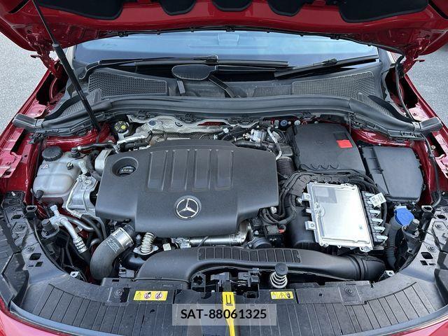 Mercedes Benz GLA-CLASS 2024-06 2082652-27