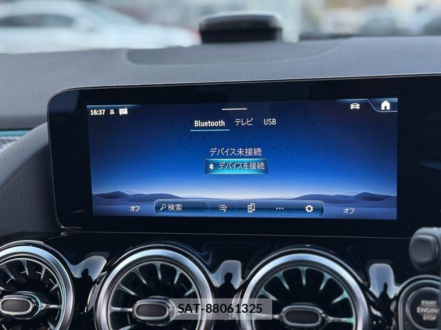 Mercedes Benz GLA-CLASS 2024-06 2082652-3