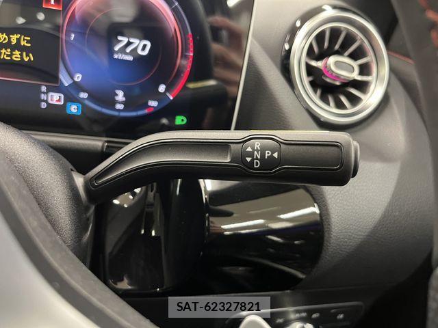 Mercedes Benz GLA-CLASS 2020-09 2211363-7