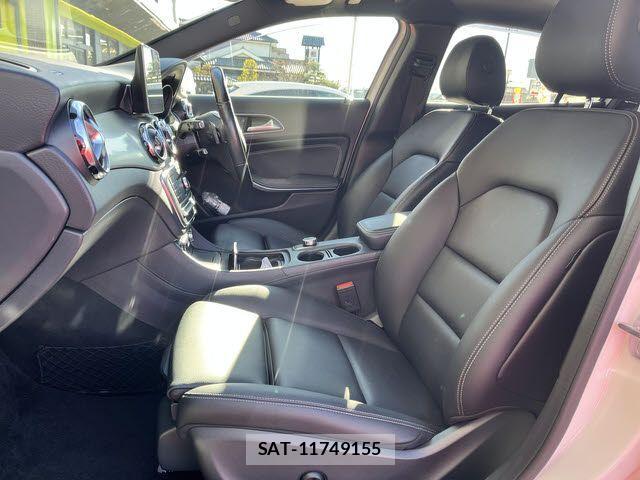 Mercedes Benz GLA-CLASS 2018-12 2318424-18