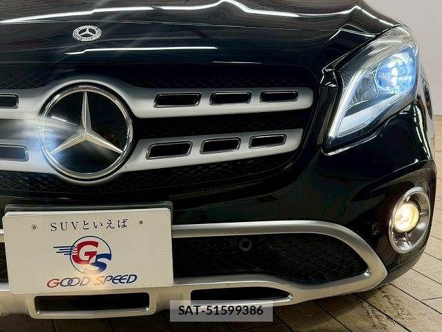 Mercedes Benz GLA-CLASS 2018-02 2318426-10