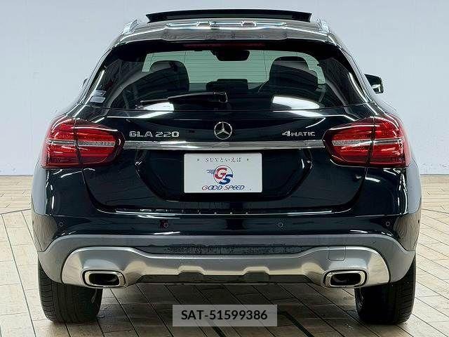 Mercedes Benz GLA-CLASS 2018-02 2318426-18