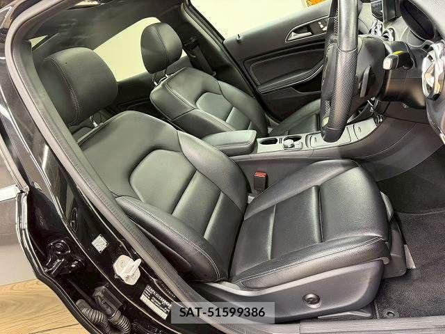 Mercedes Benz GLA-CLASS 2018-02 2318426-8