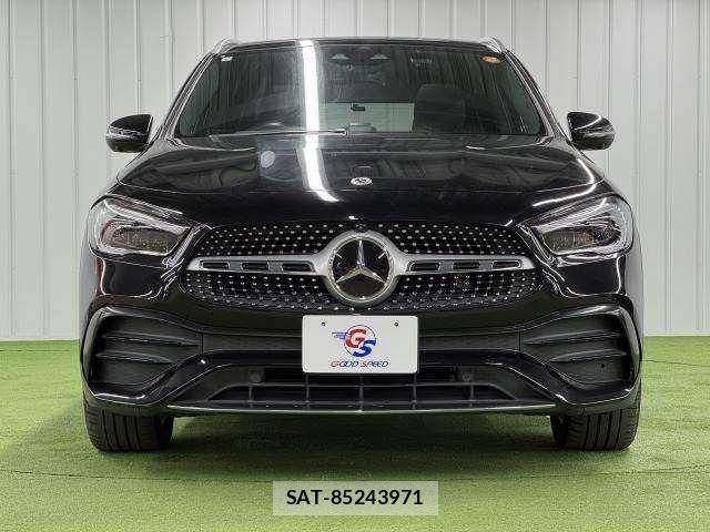 Mercedes Benz GLA-CLASS 2021-01 2486986-12