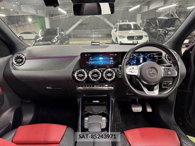 Mercedes Benz GLA-CLASS 2021-01 2486986-2