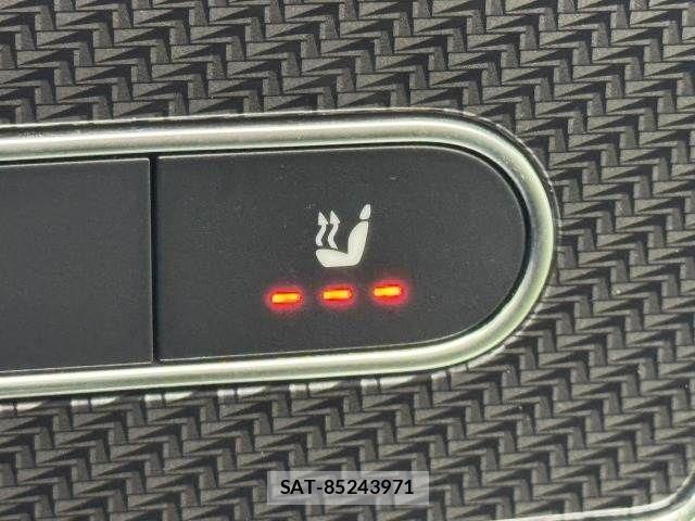 Mercedes Benz GLA-CLASS 2021-01 2486986-8