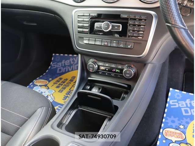 Mercedes Benz GLA-CLASS 2015-11 3015287-11