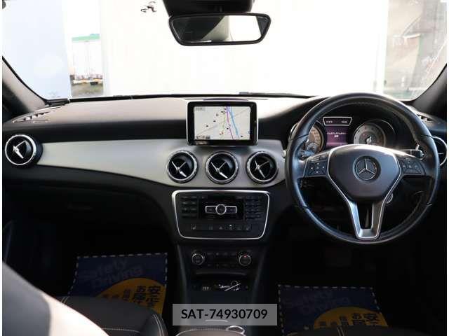 Mercedes Benz GLA-CLASS 2015-11 3015287-1