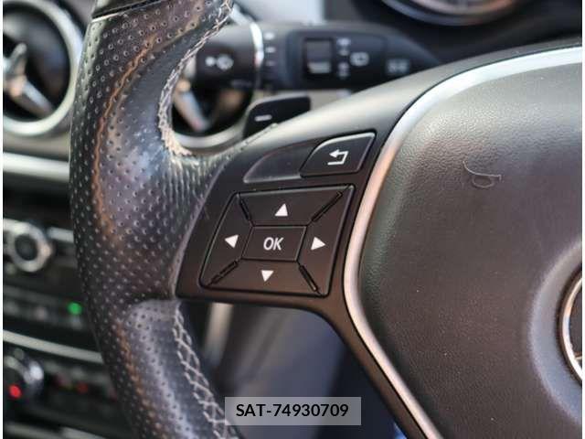 Mercedes Benz GLA-CLASS 2015-11 3015287-16