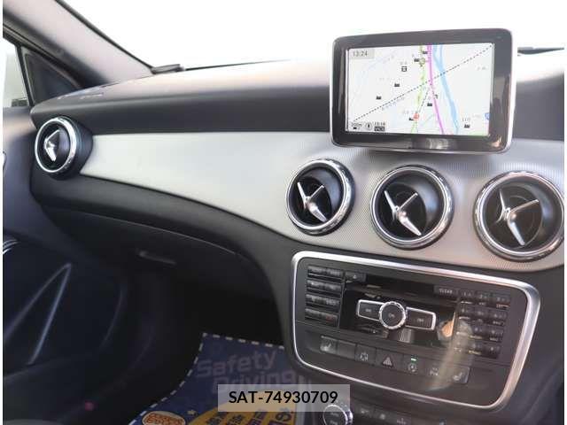 Mercedes Benz GLA-CLASS 2015-11 3015287-4