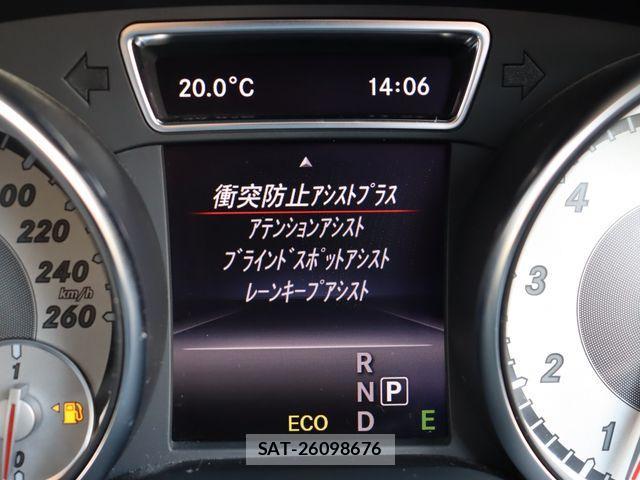 Mercedes Benz GLA-CLASS 2014-01 3379227-11