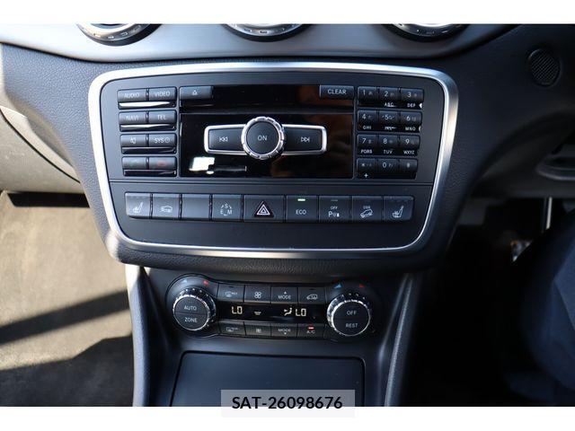 Mercedes Benz GLA-CLASS 2014-01 3379227-13
