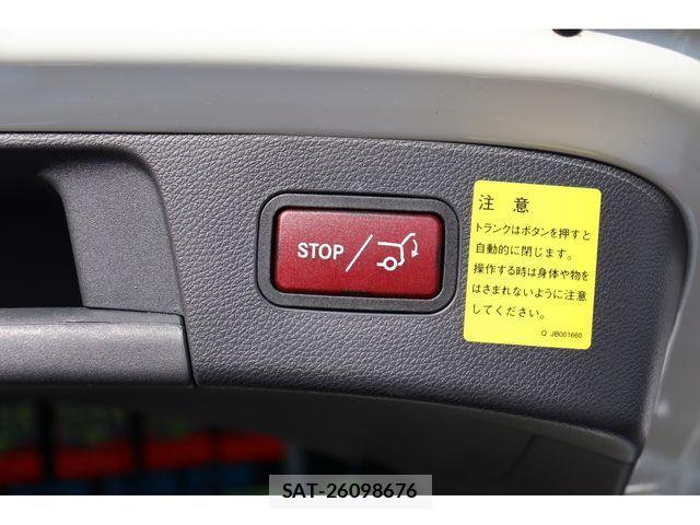 Mercedes Benz GLA-CLASS 2014-01 3379227-15