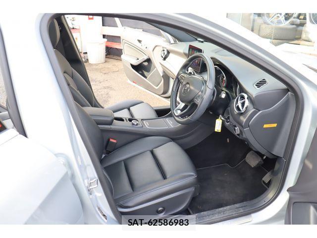 Mercedes Benz GLA-CLASS 2019-99 3379219-2
