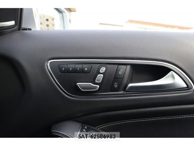 Mercedes Benz GLA-CLASS 2019-99 3379219-8