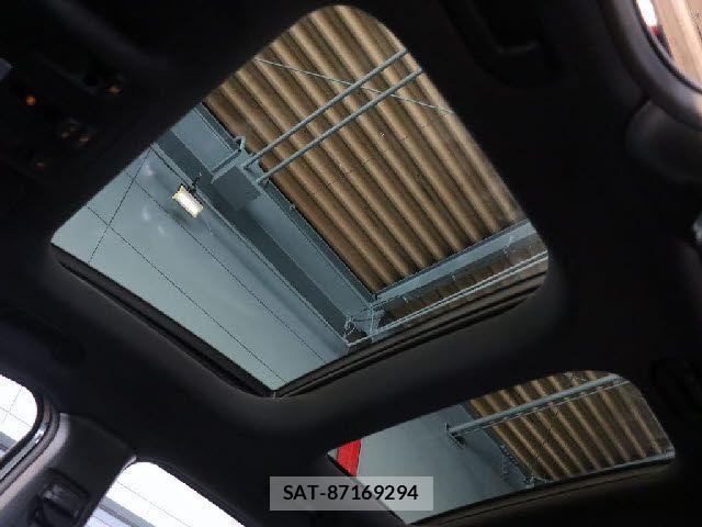 Mercedes Benz GLA-CLASS 2017-08 3675867-13
