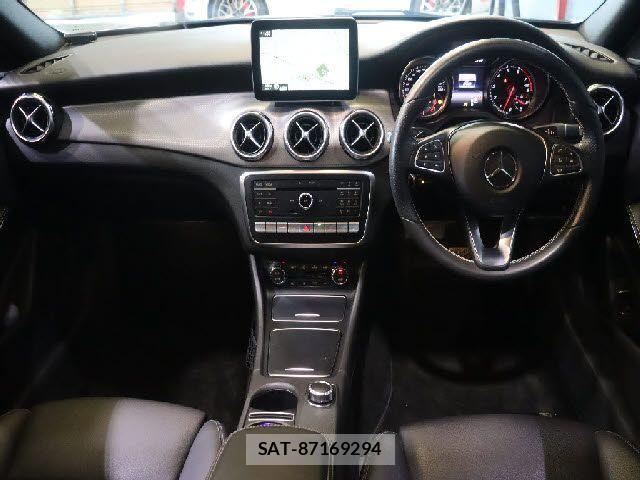 Mercedes Benz GLA-CLASS 2017-08 3675867-1