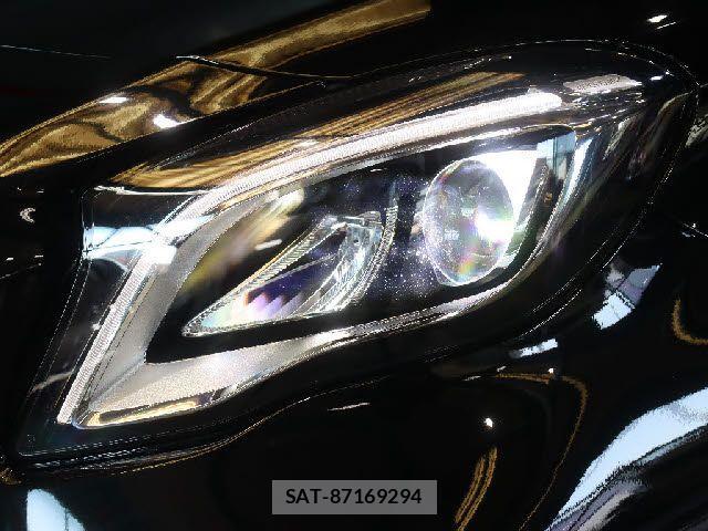 Mercedes Benz GLA-CLASS 2017-08 3675867-23