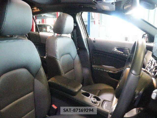Mercedes Benz GLA-CLASS 2017-08 3675867-27