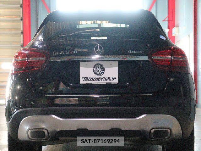 Mercedes Benz GLA-CLASS 2017-08 3675867-5