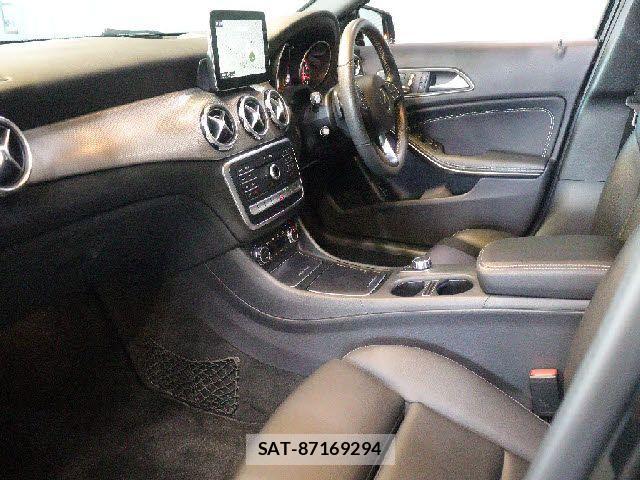 Mercedes Benz GLA-CLASS 2017-08 3675867-7