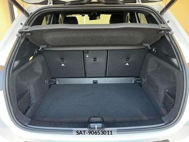 Mercedes Benz GLA-CLASS 2020-11 3715936-12