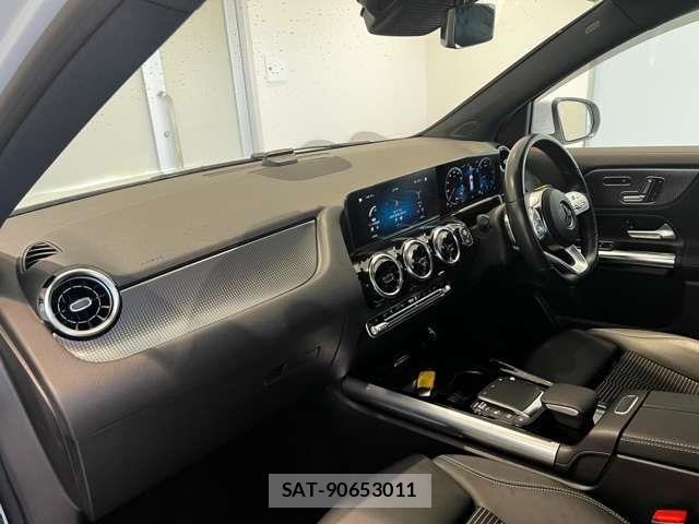 Mercedes Benz GLA-CLASS 2020-11 3715936-16