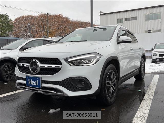 Mercedes Benz GLA-CLASS 2020-11 3715936-29