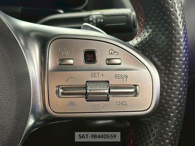 Mercedes Benz GLA-CLASS 2020-07 3907555-9