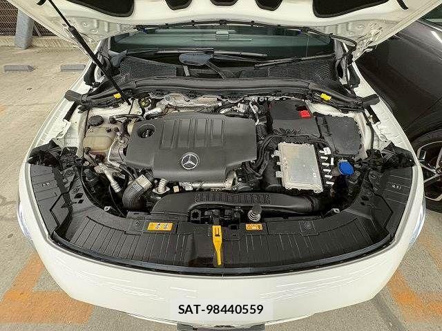 Mercedes Benz GLA-CLASS 2020-07 3907555-11