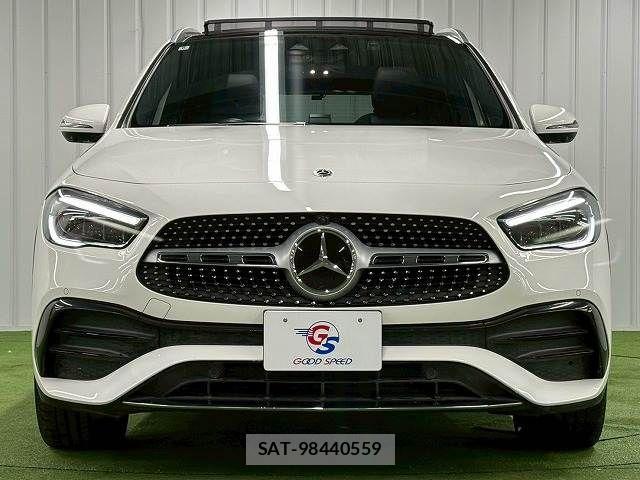 Mercedes Benz GLA-CLASS 2020-07 3907555-12