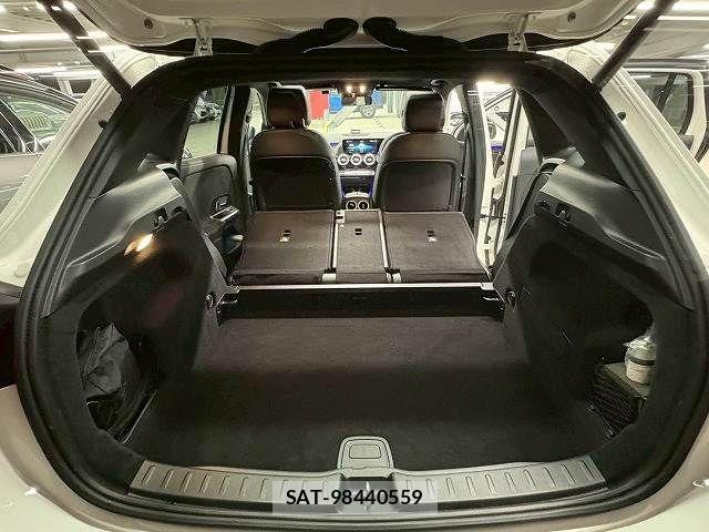 Mercedes Benz GLA-CLASS 2020-07 3907555-17
