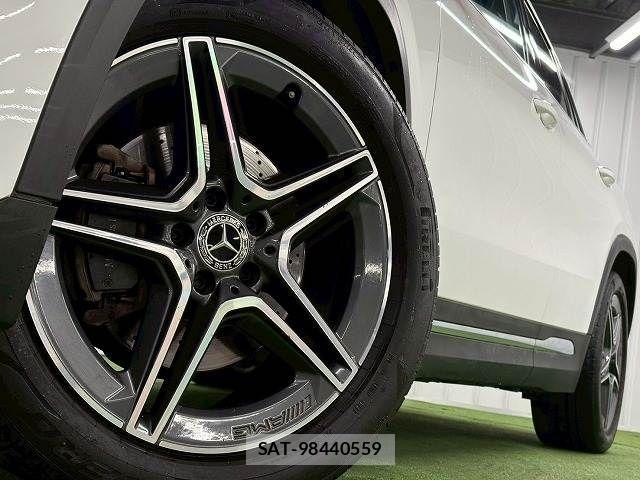 Mercedes Benz GLA-CLASS 2020-07 3907555-18