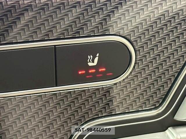Mercedes Benz GLA-CLASS 2020-07 3907555-8
