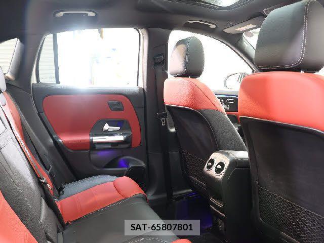 Mercedes Benz GLA-CLASS 2020-10 3907556-13