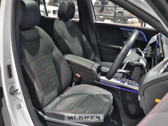 Mercedes Benz GLA-CLASS 2020-10 3907558-25