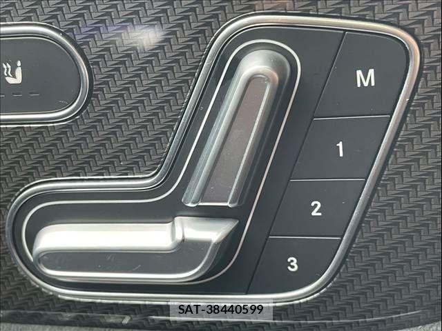 Mercedes Benz GLA-CLASS 2020-06 4140023-8