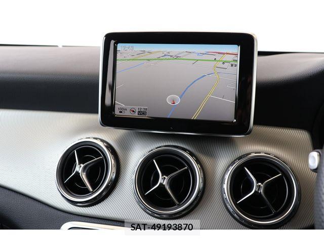 Mercedes Benz GLA-CLASS 2015-09 4326916-12
