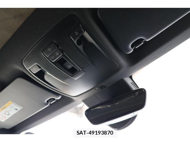 Mercedes Benz GLA-CLASS 2015-09 4326916-20