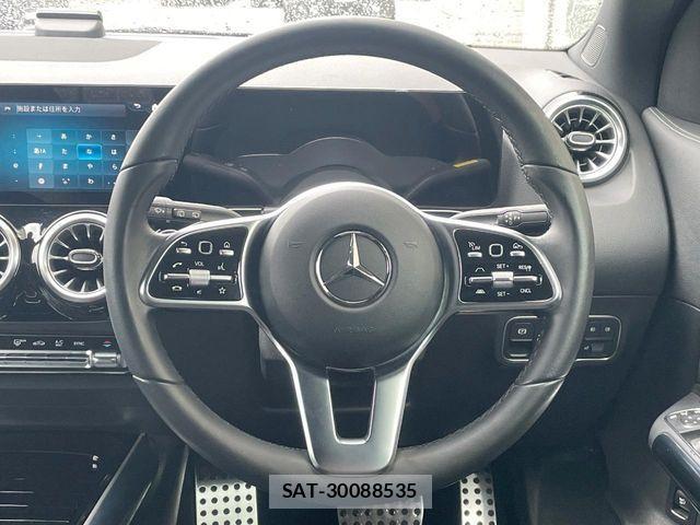 Mercedes Benz GLA-CLASS 2022-01 4326905-9