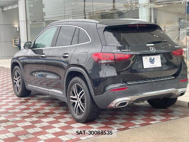 Mercedes Benz GLA-CLASS 2022-01 4326905-17