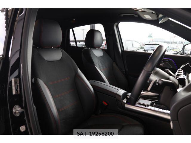 Mercedes Benz GLA-CLASS 2023-03 4326902-13