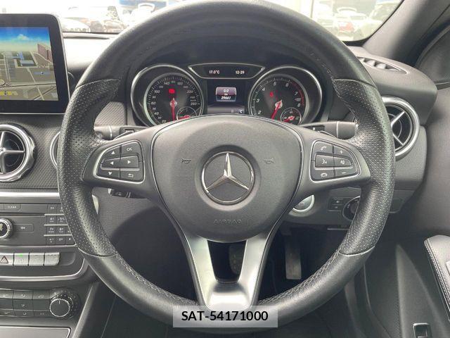 Mercedes Benz GLA-CLASS 2017-09 4371740-9