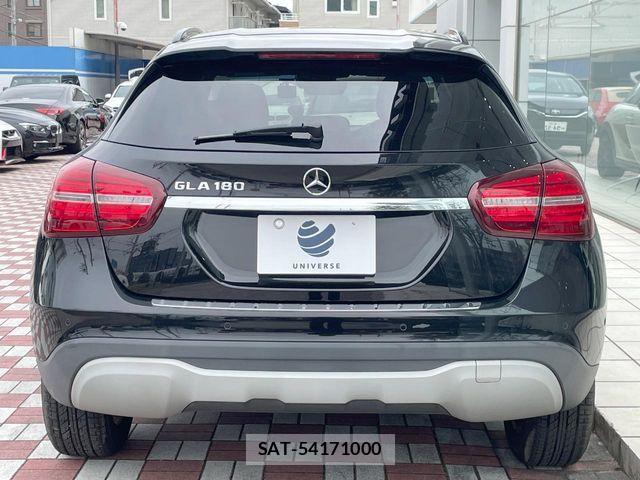 Mercedes Benz GLA-CLASS 2017-09 4371740-14