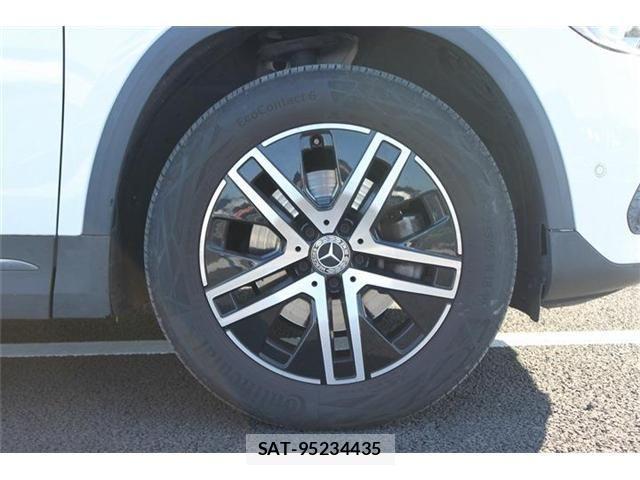 Mercedes Benz GLA-CLASS 2021-06 4422138-11