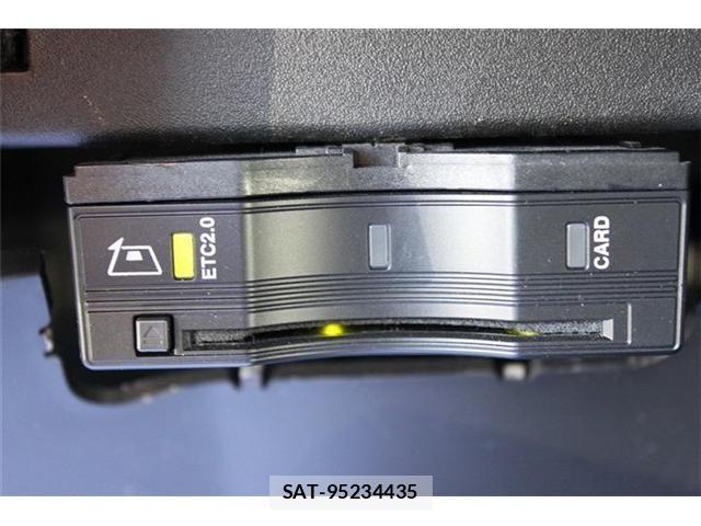 Mercedes Benz GLA-CLASS 2021-06 4422138-5