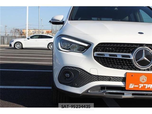 Mercedes Benz GLA-CLASS 2021-06 4422138-7