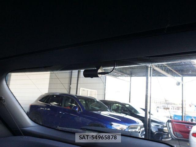 Mercedes Benz GLA-CLASS 2021-07 4639806-27